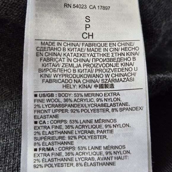 BANANA REPUBLIC Merino Wool And Faux Suede Grey Sweater. Size Small - Picture 8 of 10